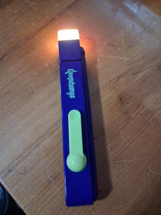 Goosebumps Other - Collectible Vintage Goosebumps Blue Book Light with Yellow Clip